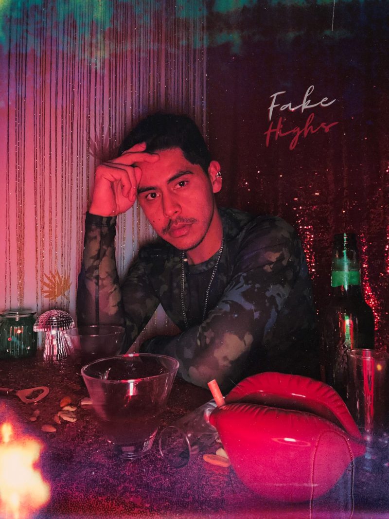 Dream Pop Électro avec « Fake High » de Gabriel Munoz