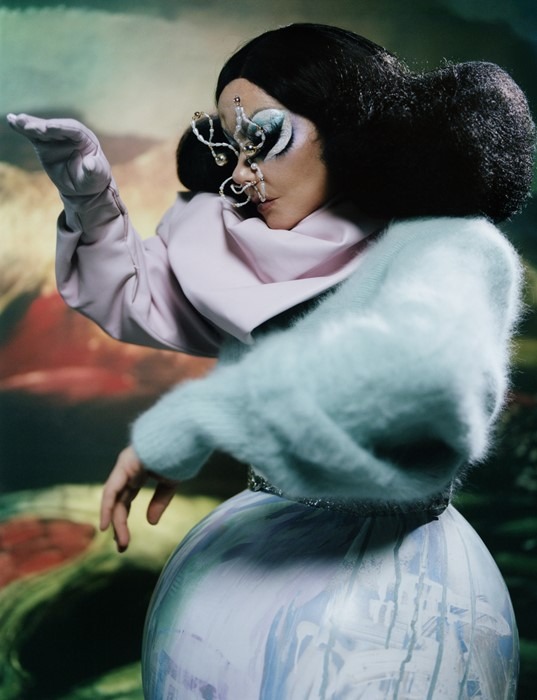 Björk dévoile de nouveaux visuels animées pour la chanson ‘Victimhood’ de l’album « Fossora »