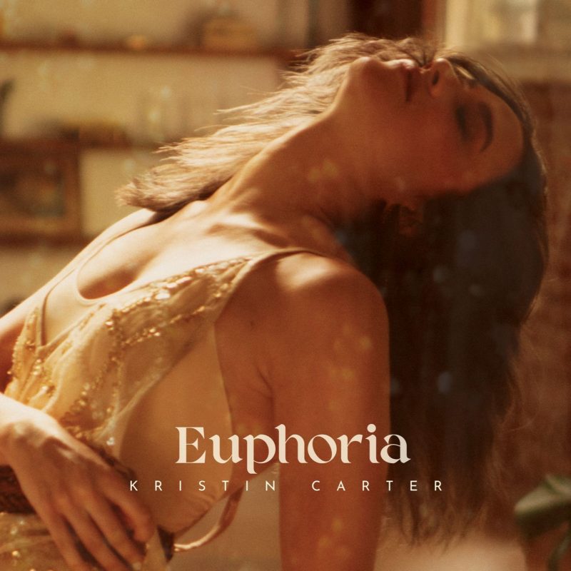Kristin Carter Déclenche une Flamme de Chimie Physique et Mène un Voyage Sans Inhibitions avec l’Hymne Pop Exaltant « Euphoria »