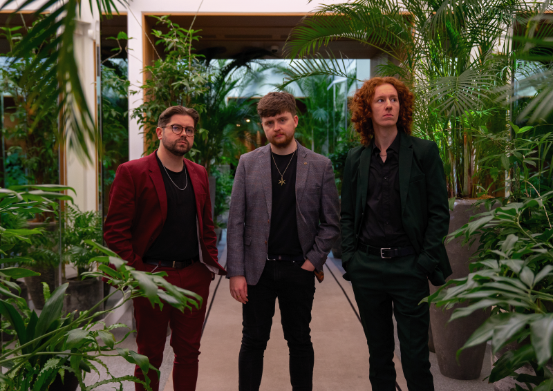 « Rocket Fuel » : Une Explosion Sonore Signée Bottomless Brunch