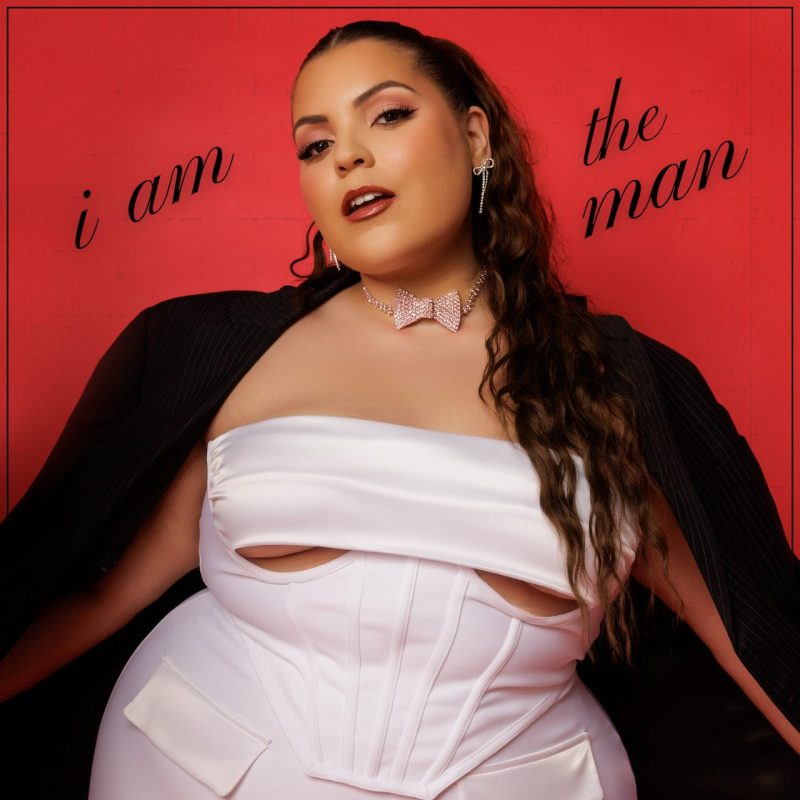 Elle Baez : “I Am The Man”, un hymne à l’empowerment féminin