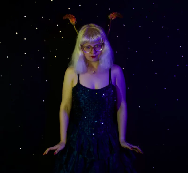 Phtalo propose un remix captivant de « Pulse » de Mary Ocher