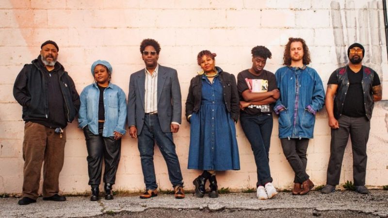 Mourning [A] Blkstar dévoile ‘Literary Witches’ : Une célébration envoûtante de la magie et de la littérature