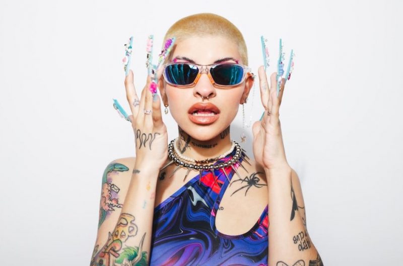 Cazzu : L’étoile montante de la trap argentine dans le radar