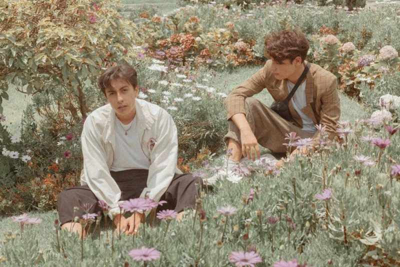 GRLS et RIXXIA : une collaboration explosive avec « cash cash » et son clip vibrant