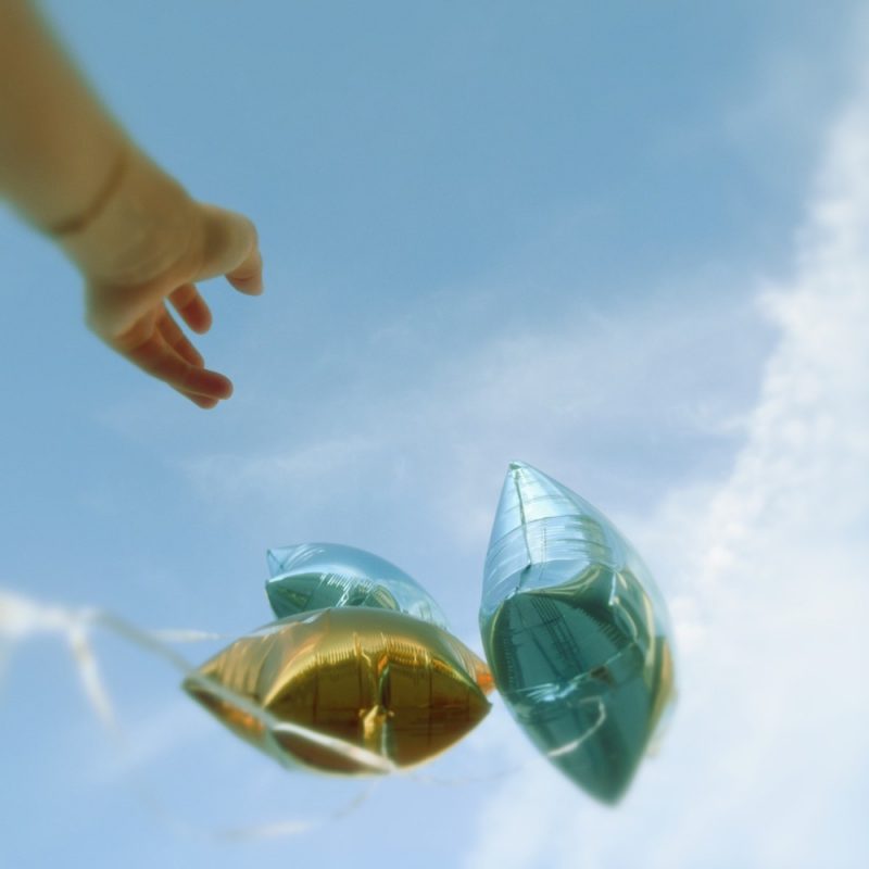 Herine Émeut avec &lsquo;Happy Birthday&rsquo; : Un Hymne à la Résilience et à la Gratitude