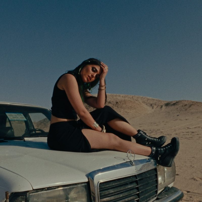 Lana Lubany dévoile « PRAYERS » : une sublime fusion de voix cristalline et de mélodies envoûtantes