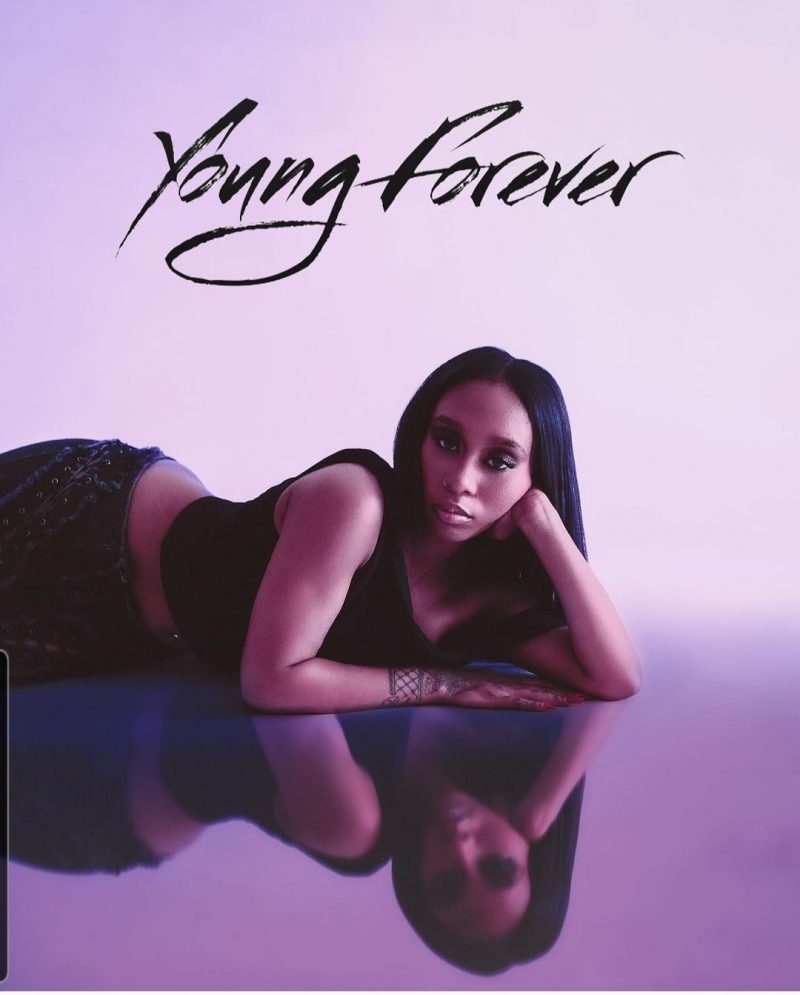 MELO ROZE Brille avec ‘Young Forever’ : Un Hymne Pop Jeune et Enivrant »