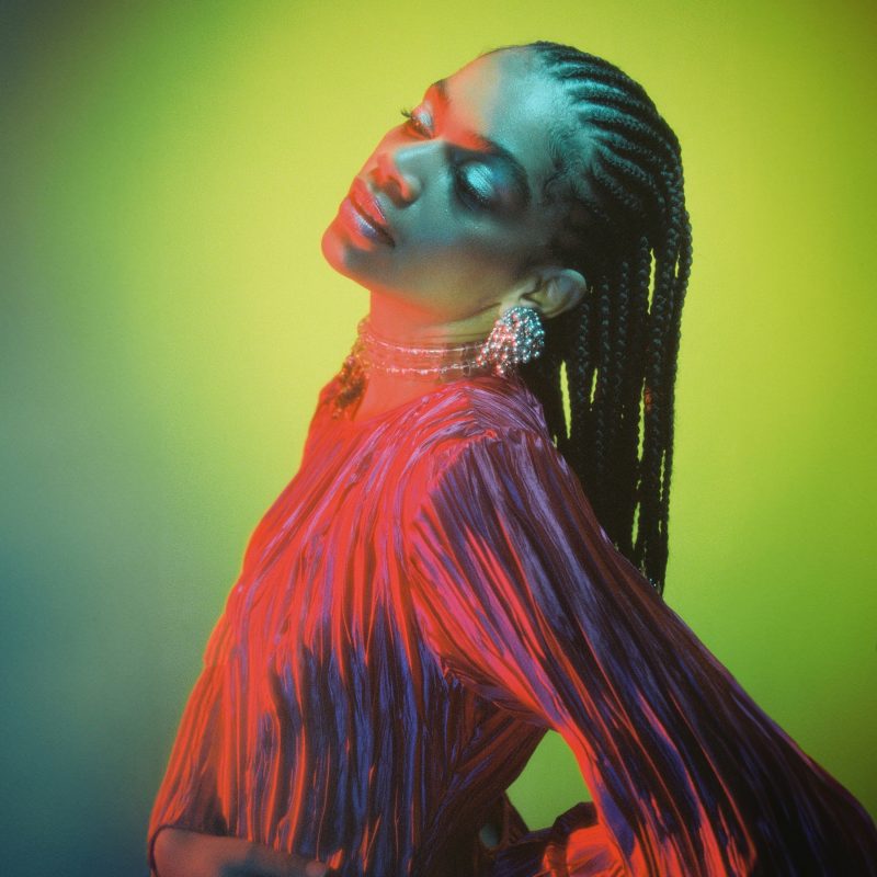 Joya Mooi ouvre les cœurs et les esprits avec son nouvel EP ‘Open Hearts’