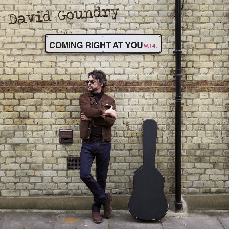 « Coming Right At You » de David Goundry : Une Onde Pop Rock Entre Nostalgie et Fraîcheur