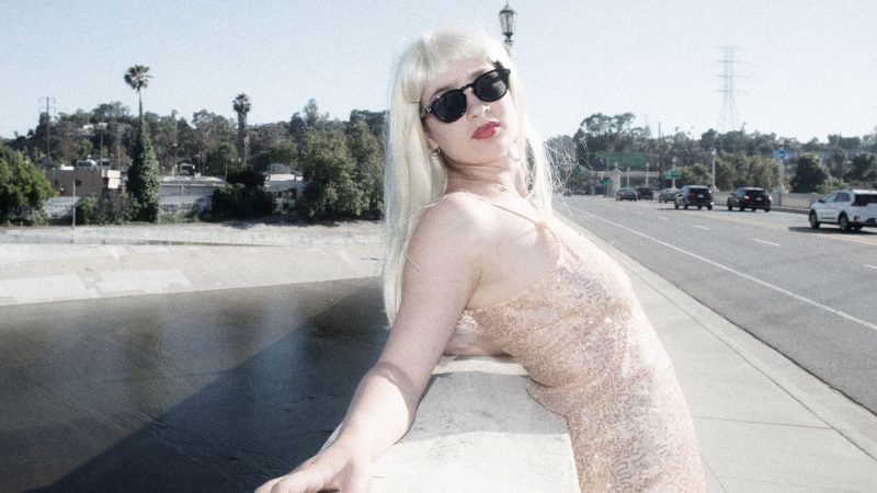 « Just Another Night » : L’Évasion Nocturne de Marina Fleming