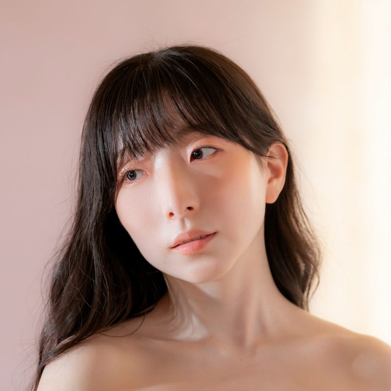 NAOLUNA dévoile les multiples facettes de la vie avec Spectrum