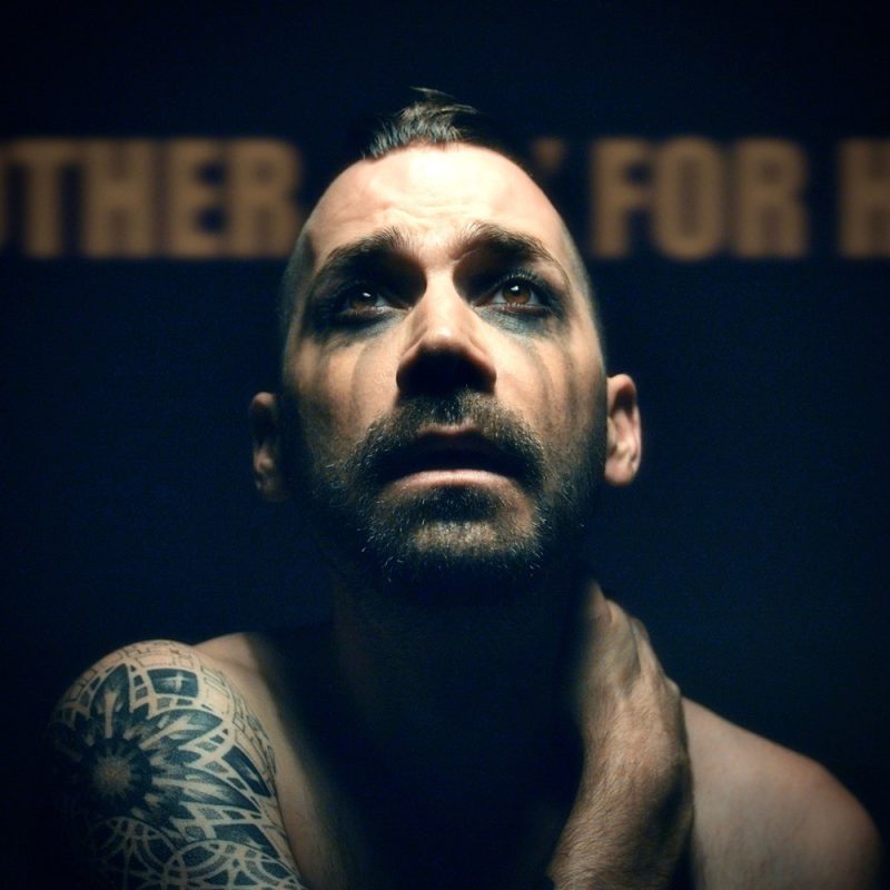 « Another Cry for Help » de SaffeK : Un Cri Musical Face au Chaos