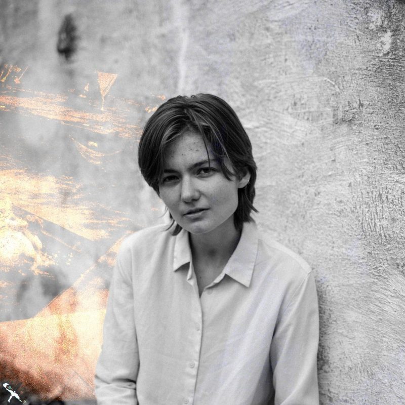 « Wasting Time » : Melissa Weikart à la croisée des genres