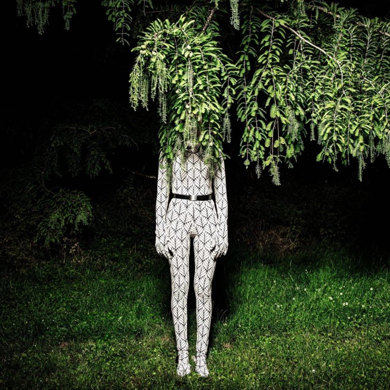 Saint Stacy explore de nouveaux horizons avec « Before I Did It » : une pop électronique vibrante et introspective