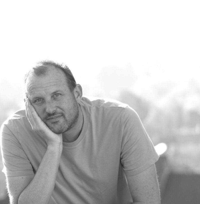 « All the Best » : Une ballade hommage signée The Domi