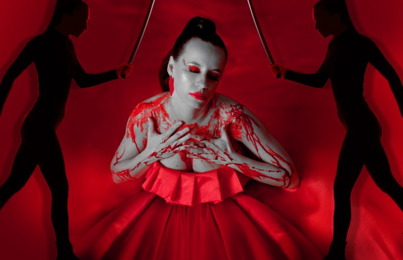 Zaritza éclaire les ombres avec « Shadows » : un voyage musical et visuel captivant