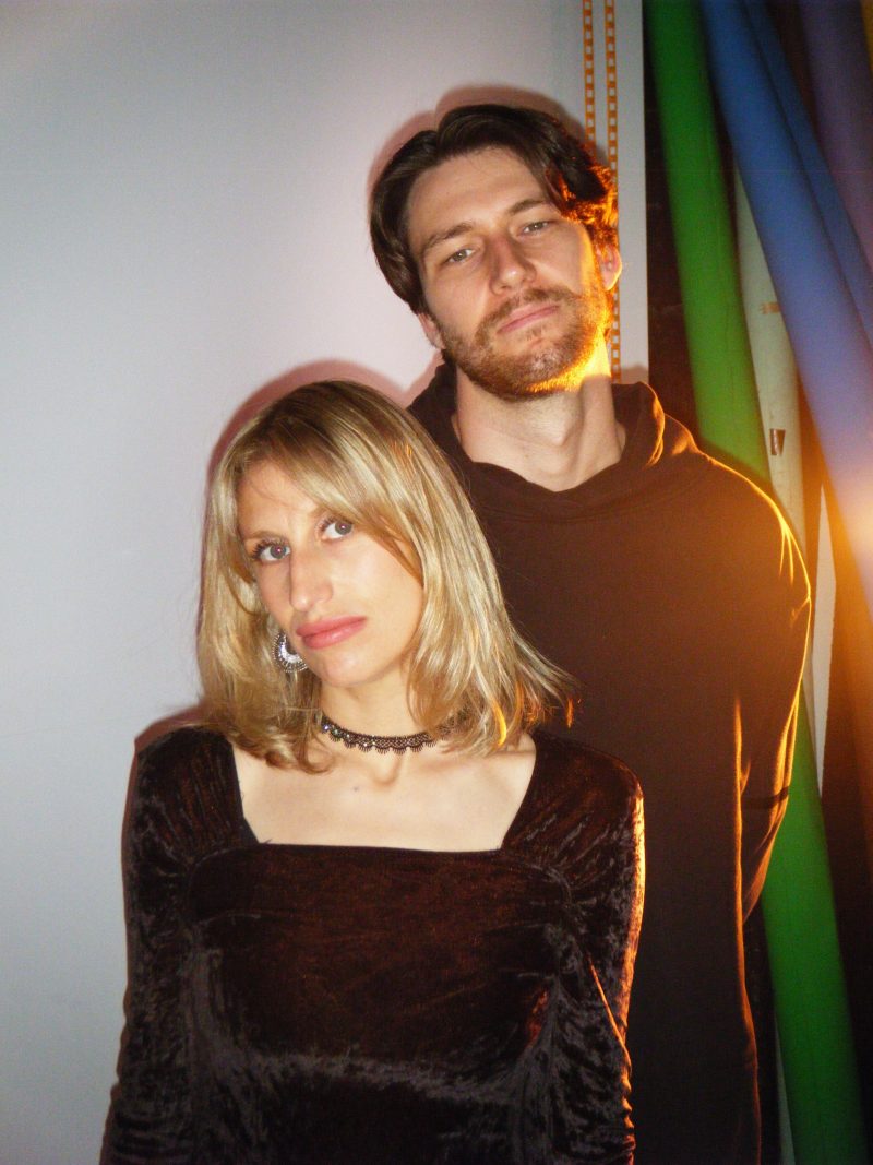 Ellen Mara Band dévoile son nouveau titre « Burnout »