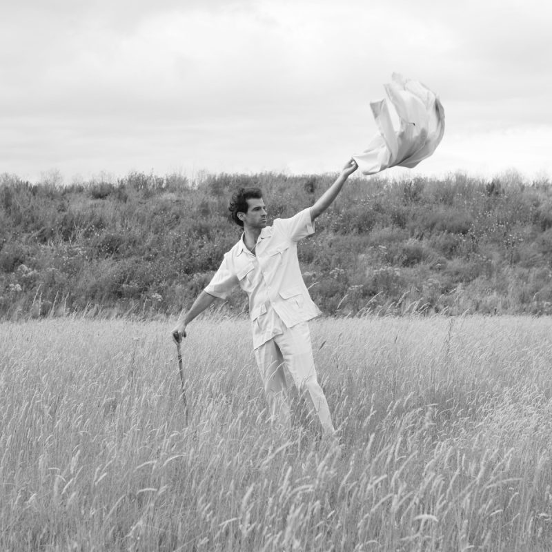 Charles Costa : l’introspection audacieuse de « Feel Every Minute »