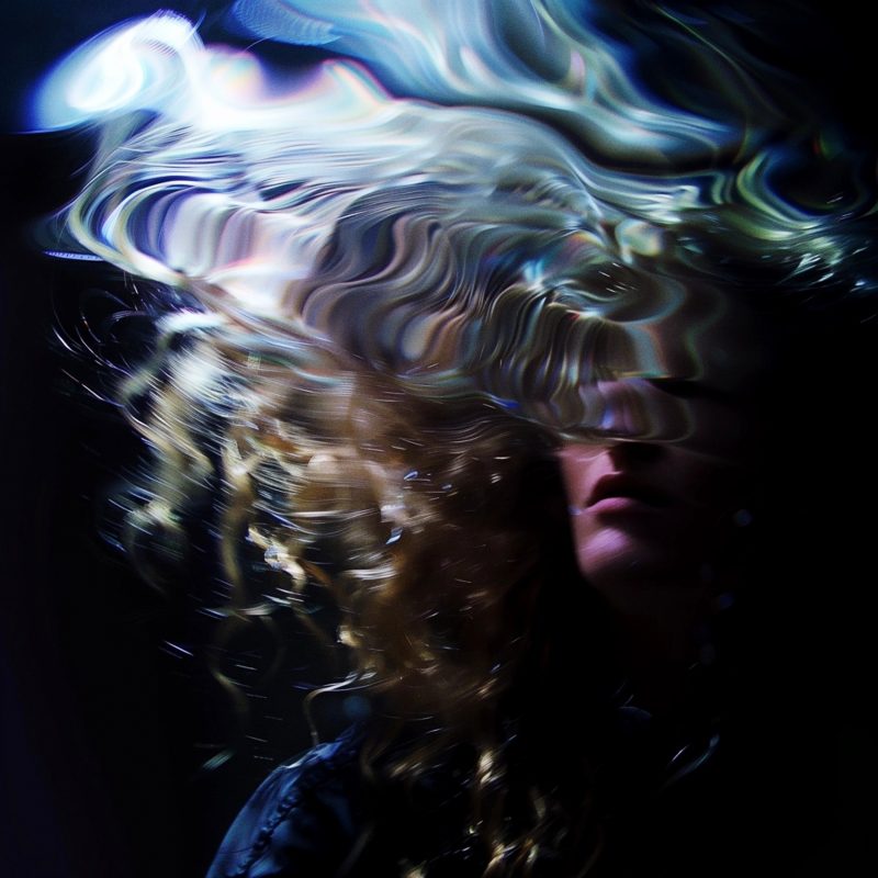 Nathav fait planer avec son EP « Moon River »