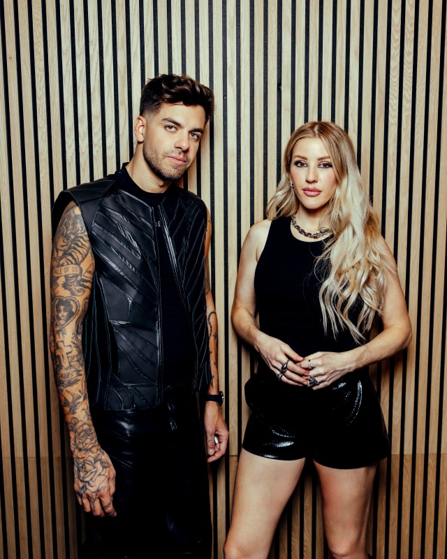 Ellie Goulding hypnotise Las Vegas avec Anyma et leur nouveau titre « Hypnotized »