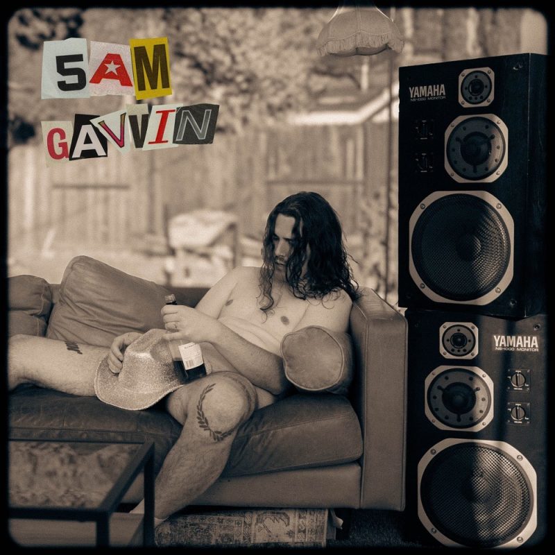 « 5am » de Gavvin : une ascension nocturne entre pop-rap et introspection