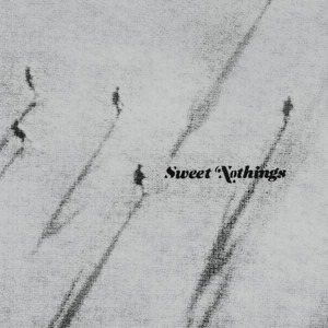 Mychelle dévoile « Sweet Nothings » : un hymne à l’autosuffisance et à l’émancipation féminine