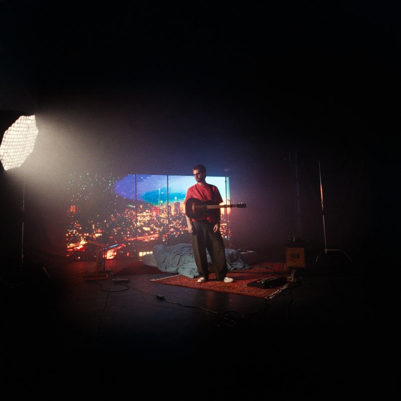 Virginia To Vegas : « Heaven Tonight », un refuge sonore dans un monde en crise