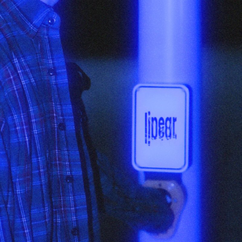 Carter James : « linear », un voyage hypnotique entre pop indie et énergie électronique