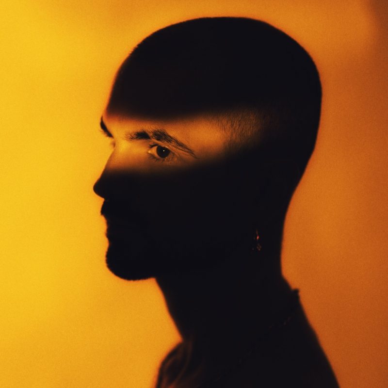 Christopher Ellis illumine le paysage musical avec son EP « Gold »
