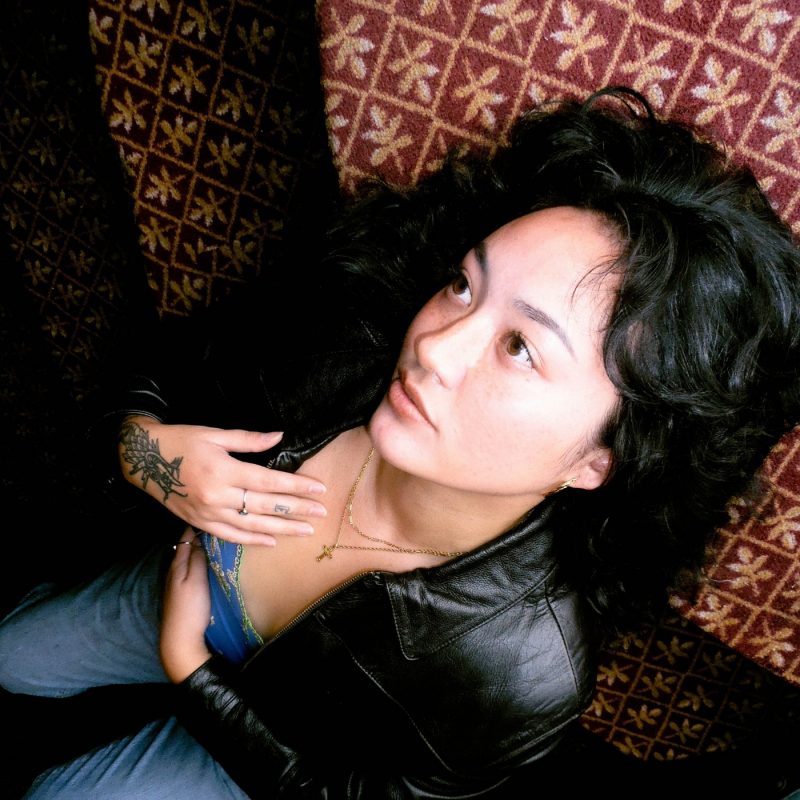 Inez León : « Dios A Ella », une ballade poignante sur le féminicide