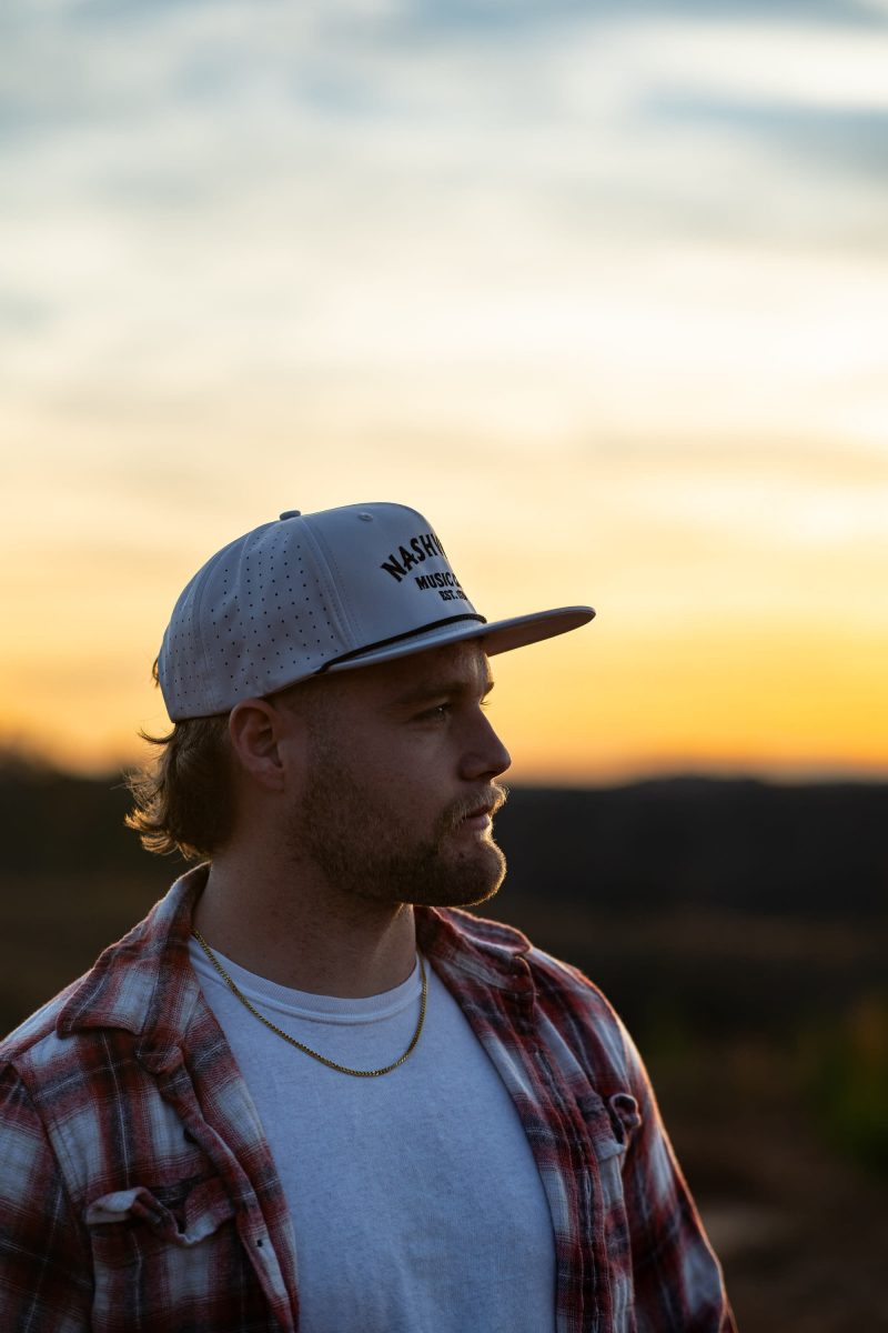 Blake Smeltz – « Nicotine Daydream » : chronique d’un vertige amoureux aux accents country-rock