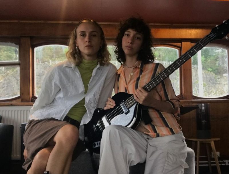 Swimming Pool – « Sunday », le rituel mis à nu