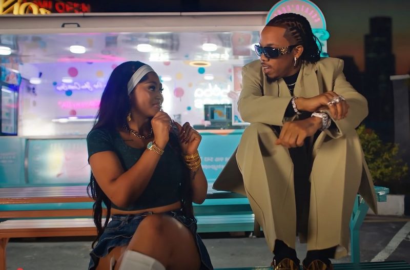 Tekno rallume la flamme avec « Powerbank », une ode afropop à l’amour discret