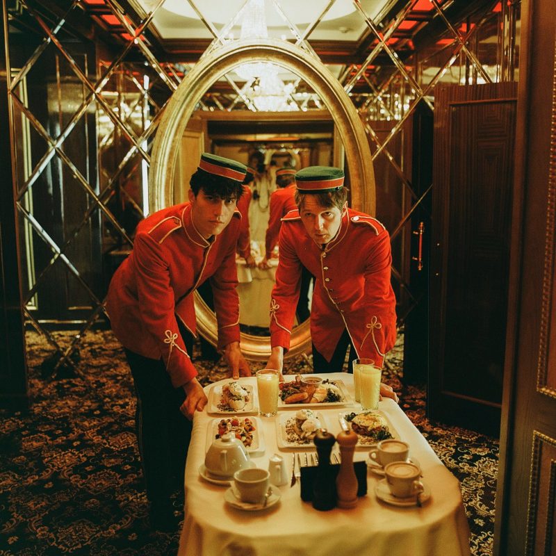 Beast Beast et leur « Boogie Night » : quand la maladresse devient groove