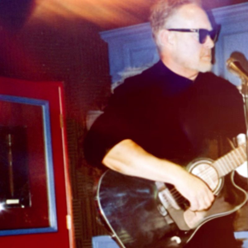 VANNGO trace sa route ardente avec « Rearview Flames »