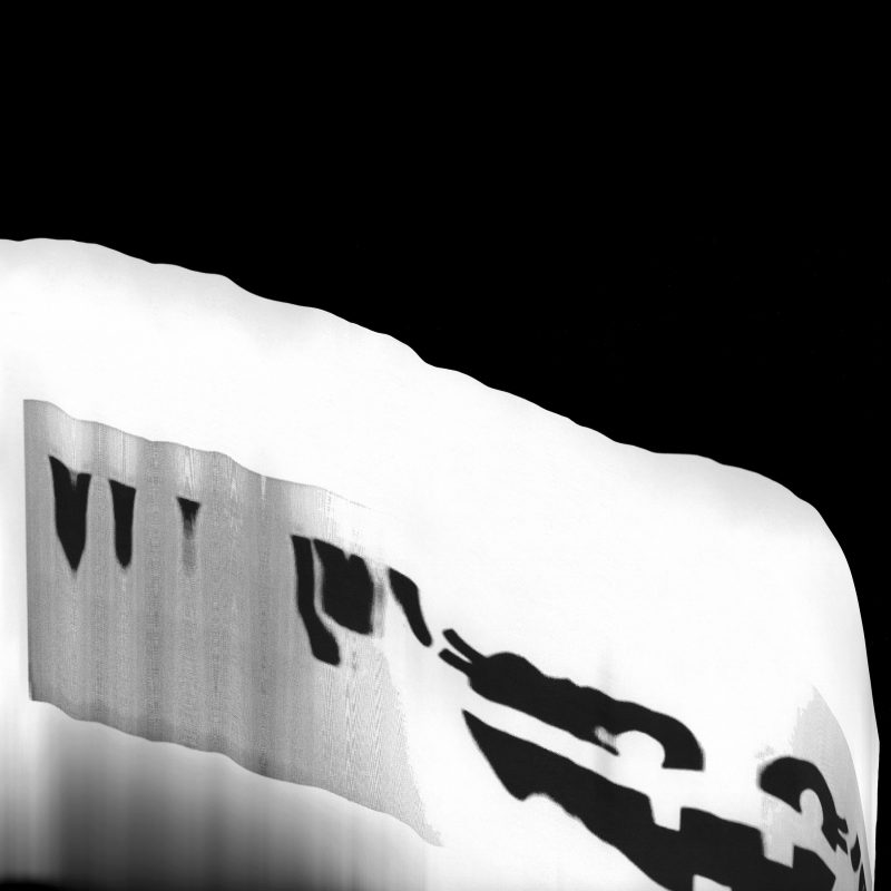 Caleb L’Etoile explore le macabre avec « Starling », single phare de son album d’Halloween