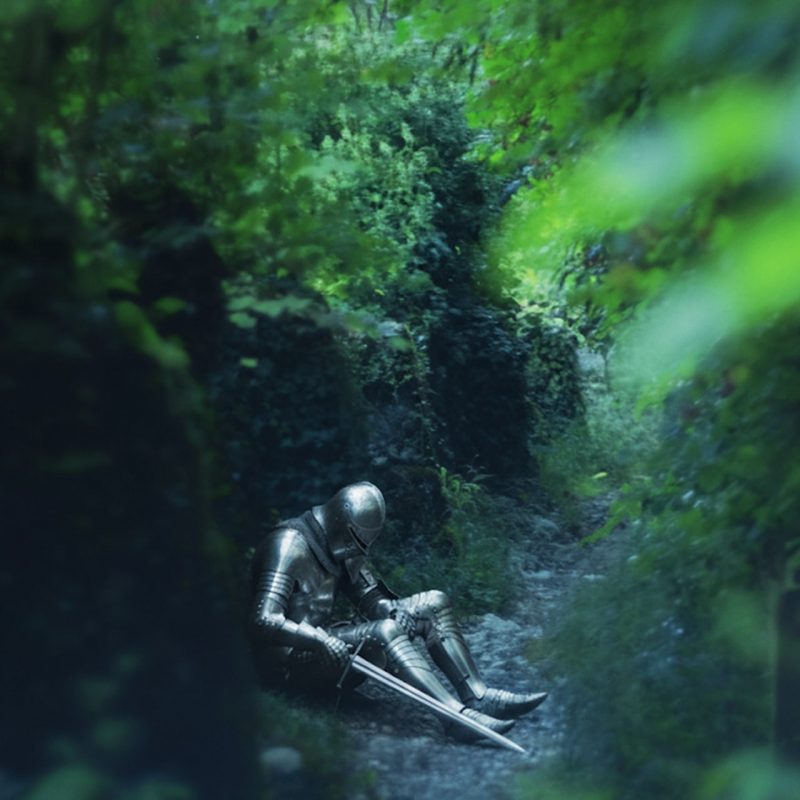 Night Enjoyer – « Gridded Sky », un ciel numérique aux éclats d’humanité