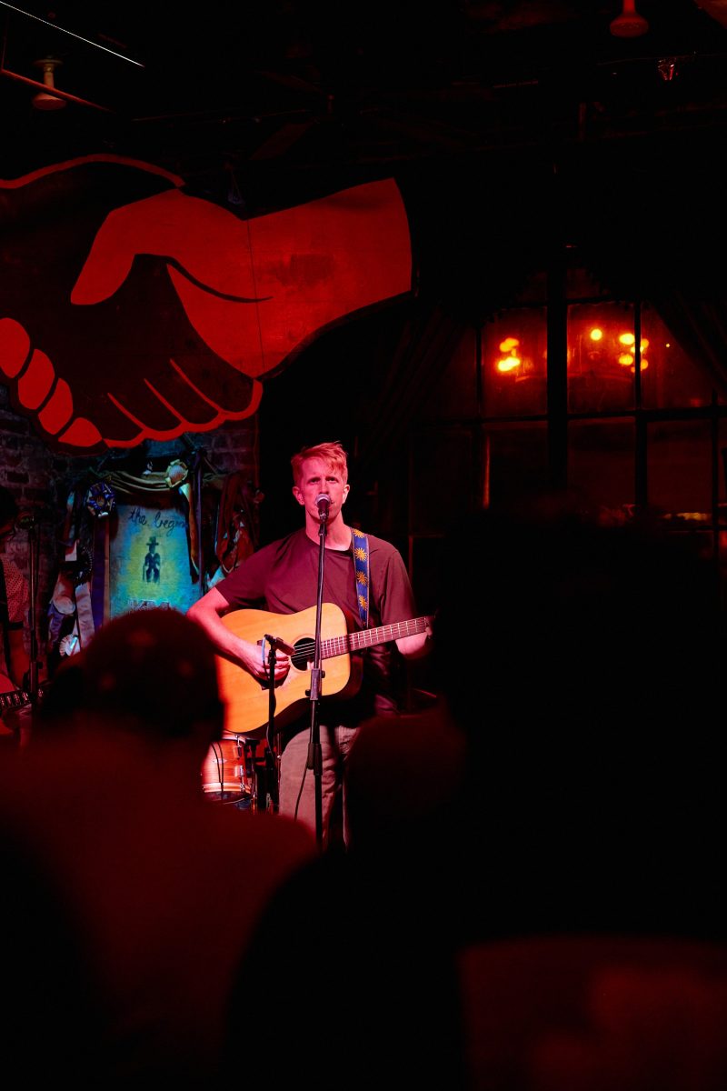 Jared Bond joue la carte du cœur nu avec « Wild Guess »