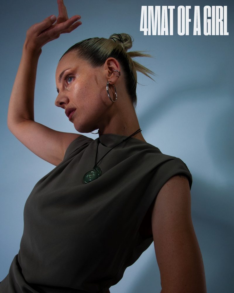 Pax Maisín : une plongée aqueuse et avant-gardiste avec « 4mat of a Girl »