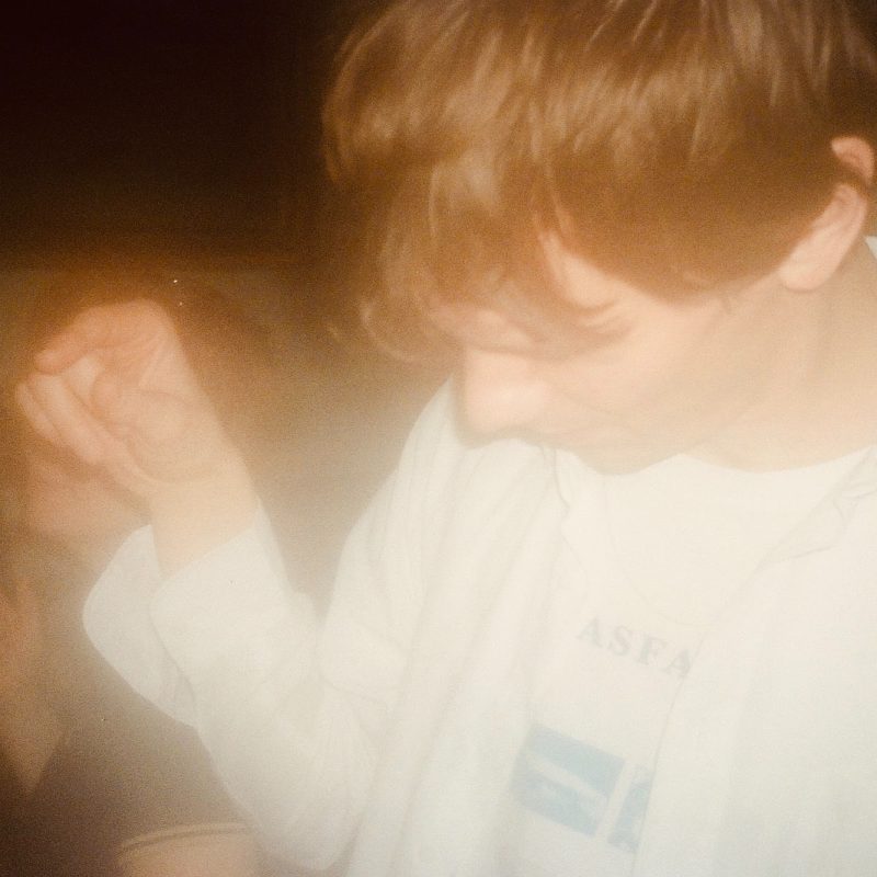 Why Sun s’abandonne à l’envol : « Chu Chu », ode à la douceur du lâcher‑prise