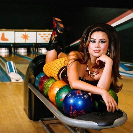 Tiger La Flor joue la carte rétro avec « Lucky Strike »