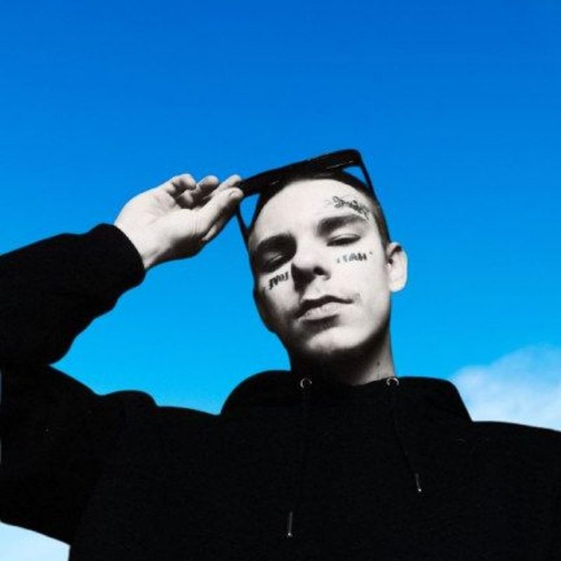 DedFACE : 10 questions pour comprendre l’univers Angelcore et l’ascension d’un artiste en mutation