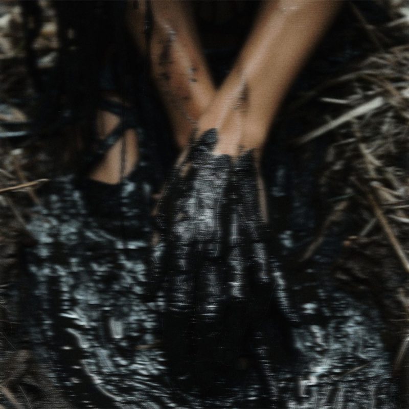 GoldCry ravive la fièvre industrielle avec une reprise habitée de “Save Yourself”