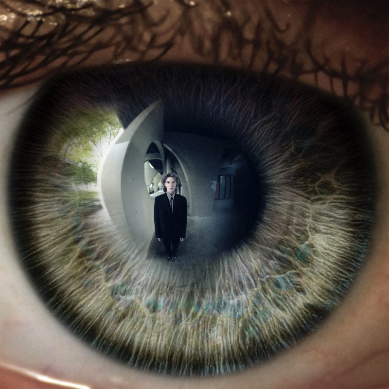 Avec “Gesellschaft”, PLÉTHORE met des mots et des étoiles sur la distance humaine