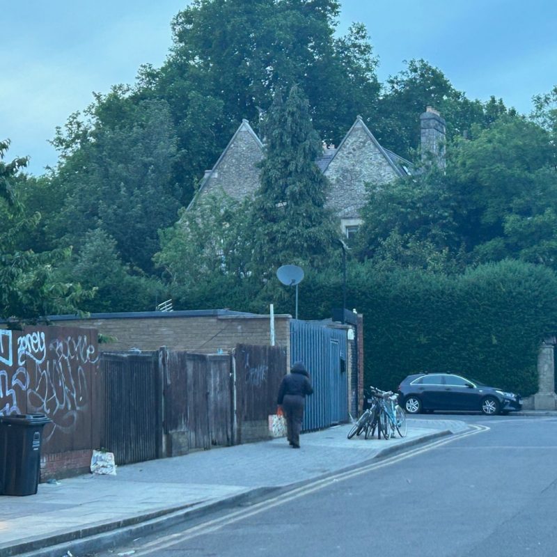 Wedding – « Cake » : pulsation intime sur fond de breakbeat incandescent