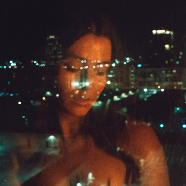 Anie Delgado explore la reconstruction personnelle avec « Without You »