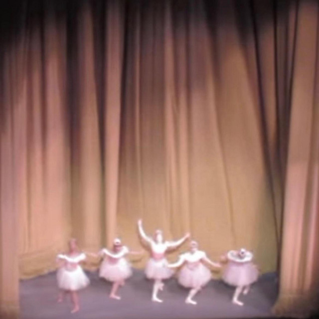 Eilish Constance, la délicatesse en apesanteur avec “1 plus 1”