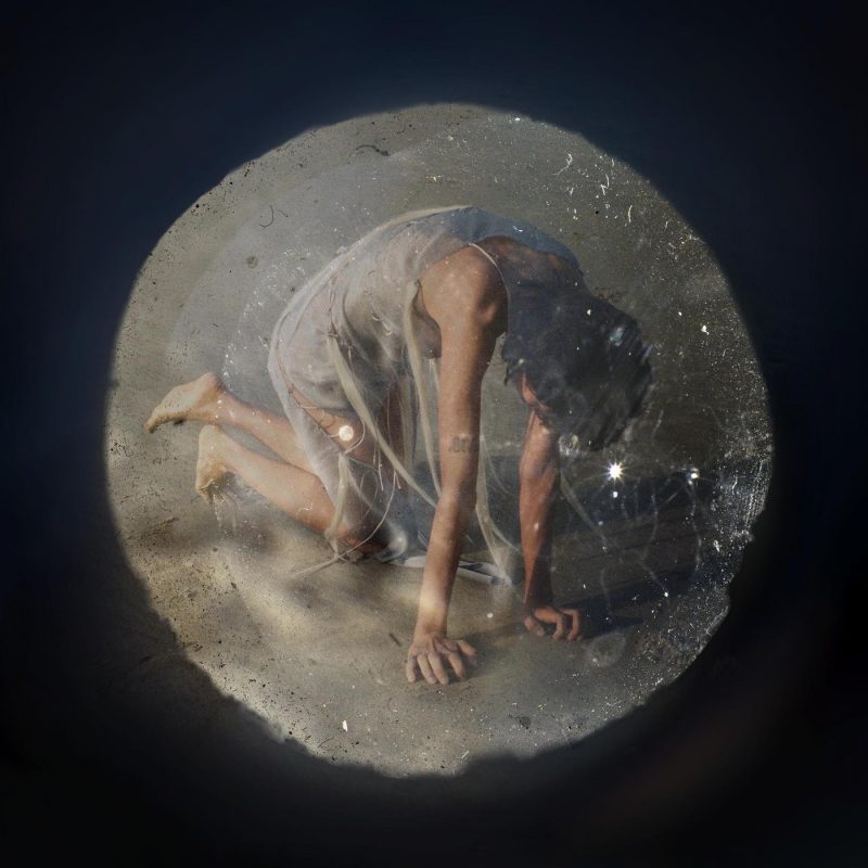 Otracami transforme le mythe des sirènes en odyssée intime avec “Sirens”