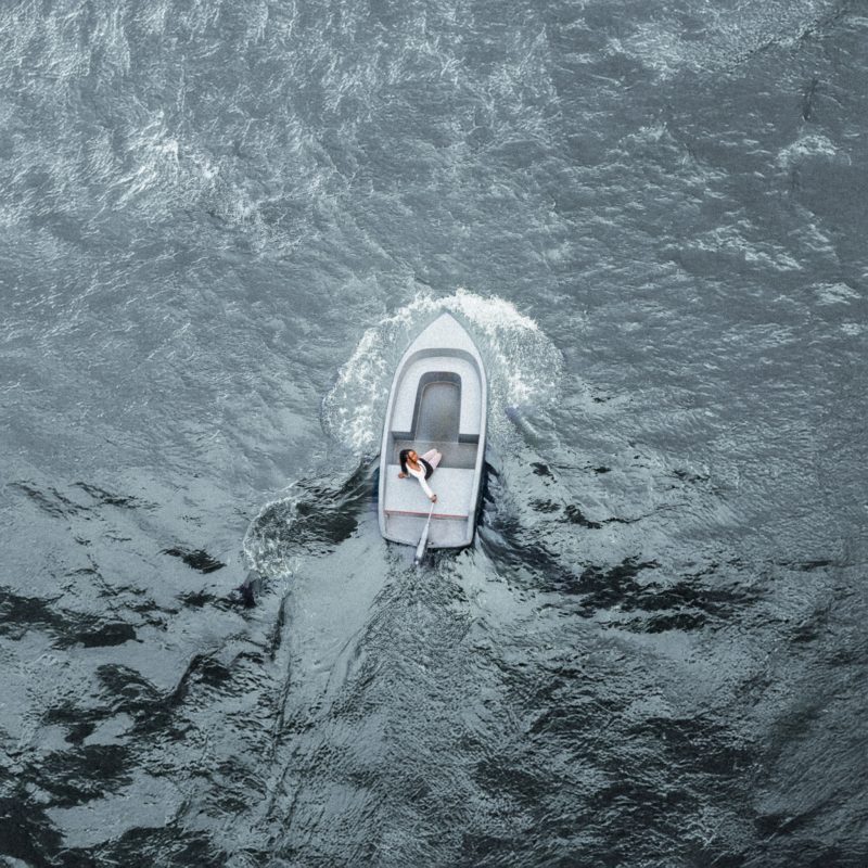 Moniah : La renaissance aquatique de « Love You Twice »